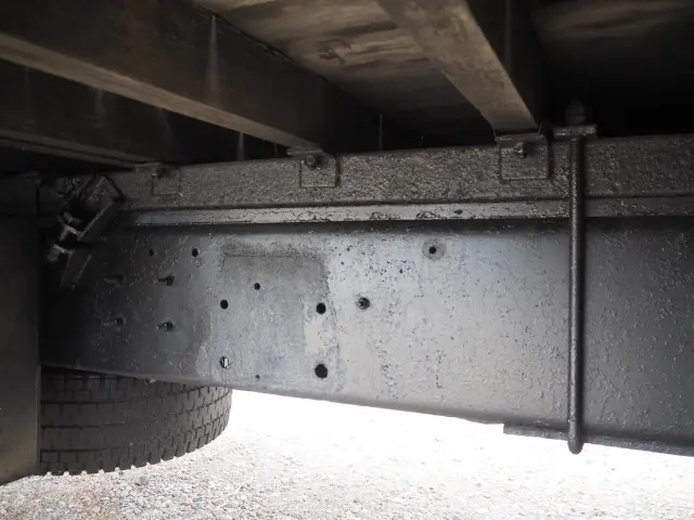 いすゞ ギガ PDG-CYJ77W8(8x4)の写真27