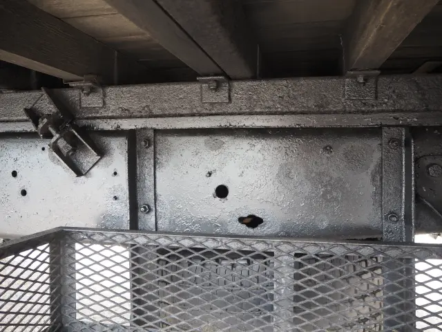 いすゞ ギガ PDG-CYJ77W8(8x4)の写真30