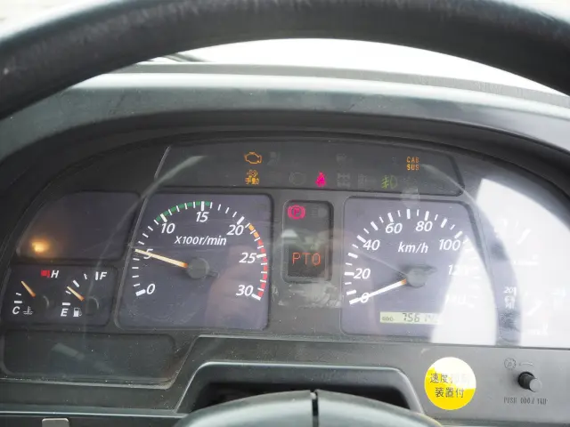 いすゞ ギガ PDG-CYJ77W8(8x4)の写真50