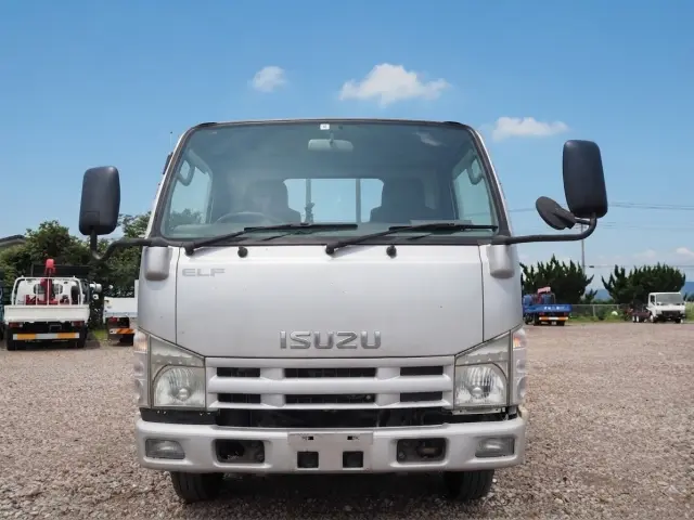 いすゞ エルフ SKG-NKR85R(2WD)の写真8