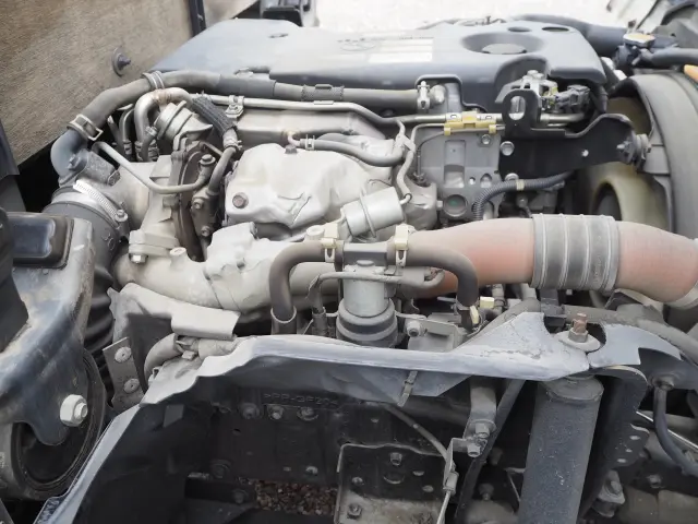 いすゞ エルフ SKG-NKR85R(2WD)の写真12
