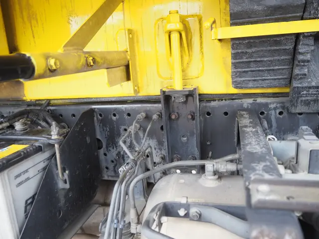 いすゞ フォワード TKG-FRR90S2(2WD)の写真11