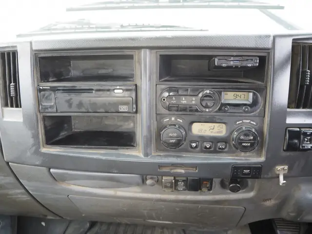 いすゞ フォワード TKG-FRR90S2(2WD)の写真44