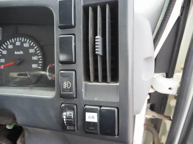 いすゞ エルフ SKG-NPR85YN(2WD)の写真34