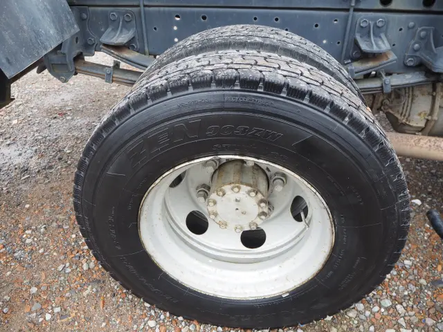 いすゞ フォワード TKG-FRR90S1(2WD)の写真20