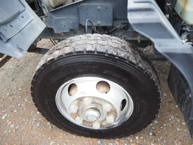 いすゞ フォワード TKG-FRR90S1(2WD)の写真37