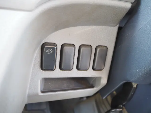 三菱 キャンター SKG-FEB90(2WD)の写真47