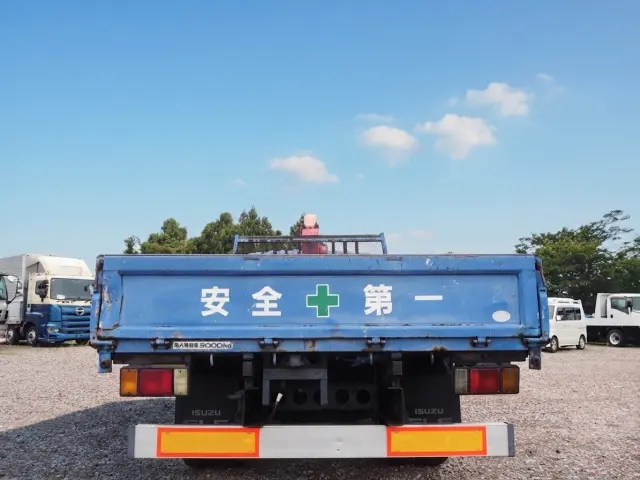 いすゞ エルフ BDG-NPR85AR(2WD)の写真4