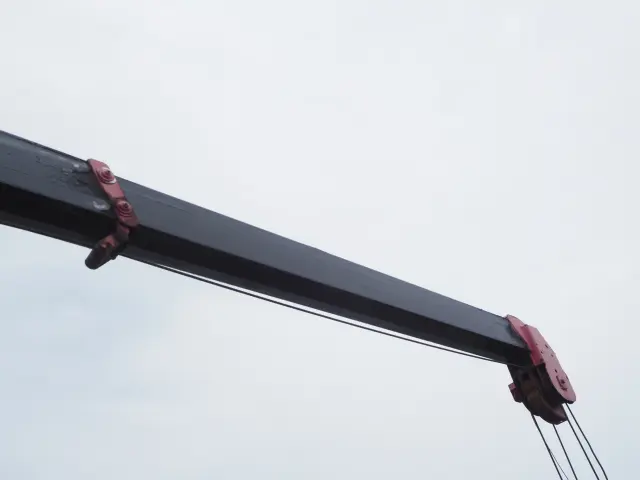 いすゞ エルフ BDG-NPR85AR(2WD)の写真20