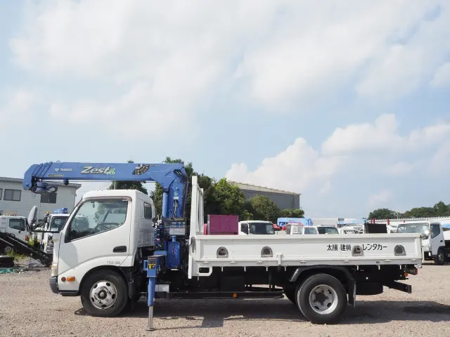 日野 デュトロ TKG-XZU650M(2WD)の写真2