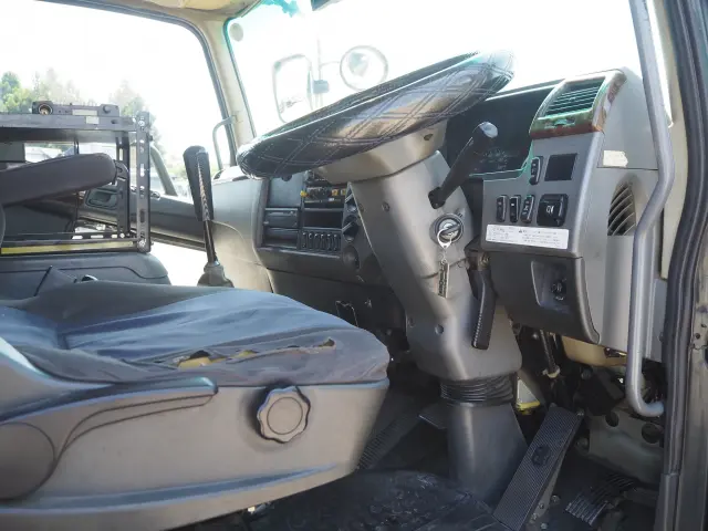 三菱 ファイター LKG-FK62FZ(2WD)の写真38