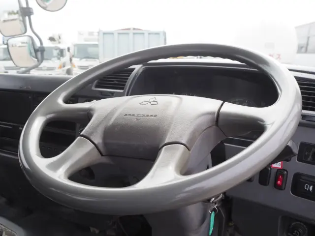 三菱 ファイター PJ-FK72FZ(2WD)の写真44