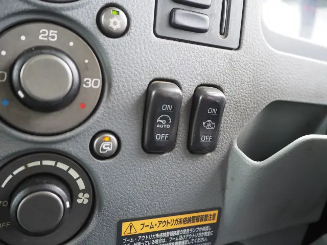 三菱 ファイター QKG-FK65FZ(2WD)の写真48
