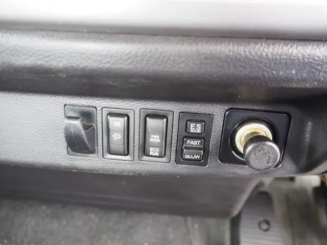 三菱 ファイター LKG-FE7JGAA(2WD)の写真48