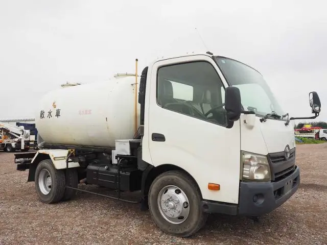 トヨタ ダイナ TKG-XZU700A(2WD)の写真7