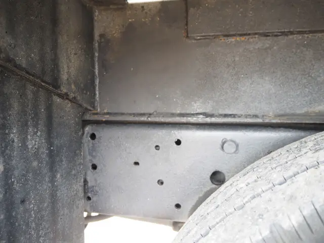 いすゞ エルフ PB-NKR81AN(2WD)の写真25