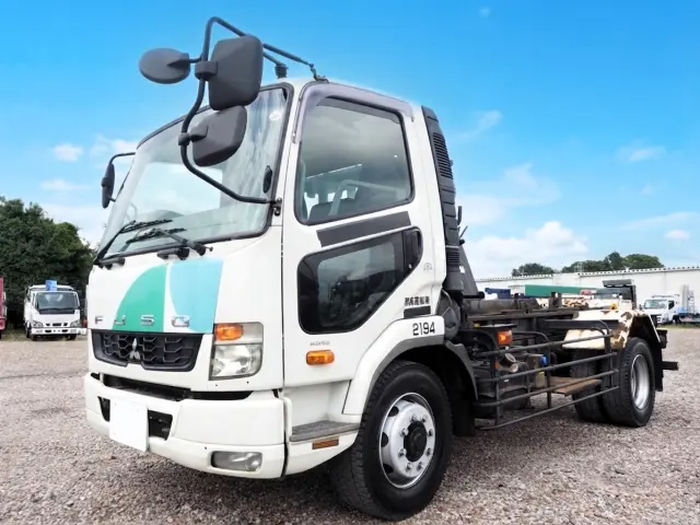 三菱 ファイター LKG-FK72FZ(2WD)の写真1