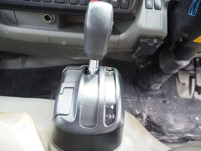 日野 デュトロ 2RG-XZC600T(2WD)の写真43