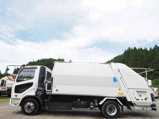 三菱 ファイター TKG-FK71F(2WD)の写真2