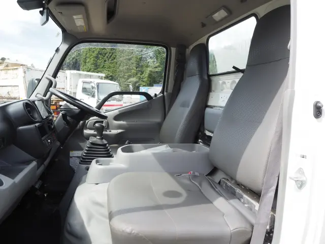 日野 デュトロ TKG-XZU695M(4WD)の写真38
