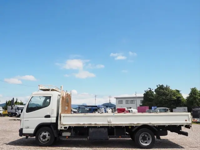 三菱 キャンター 2PG-FEBS0(2WD)の写真2