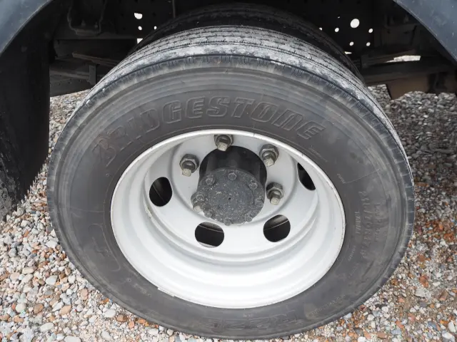 三菱 キャンター 2PG-FEBS0(2WD)の写真19