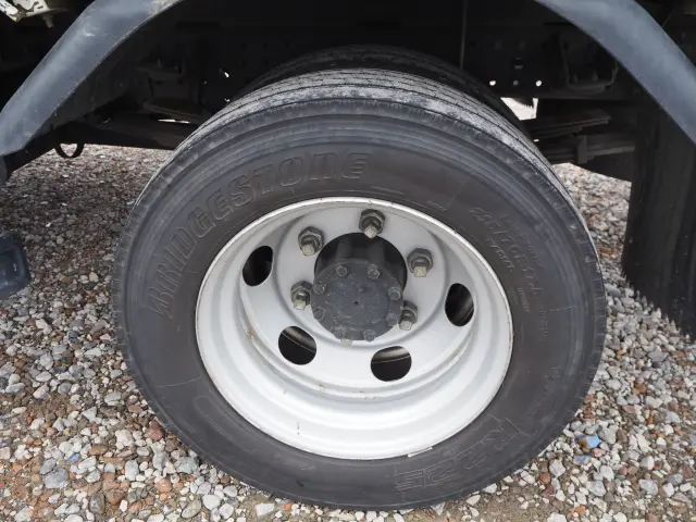 三菱 キャンター 2PG-FEBS0(2WD)の写真24