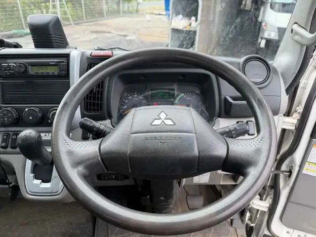 三菱 キャンター 2PG-FEBS0(2WD)の写真42