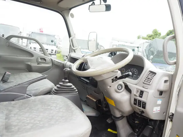 日野 デュトロ BKG-XZU508M(2WD)の写真44