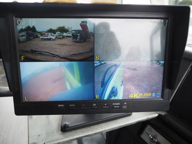 日野 プロフィア QKG-FS1AKAA(6x4)の写真41