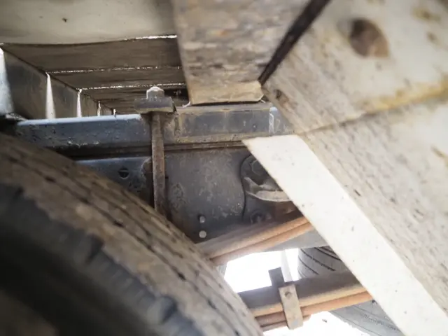 いすゞ フォワード KK-FRR35G4S(2WD)の写真25