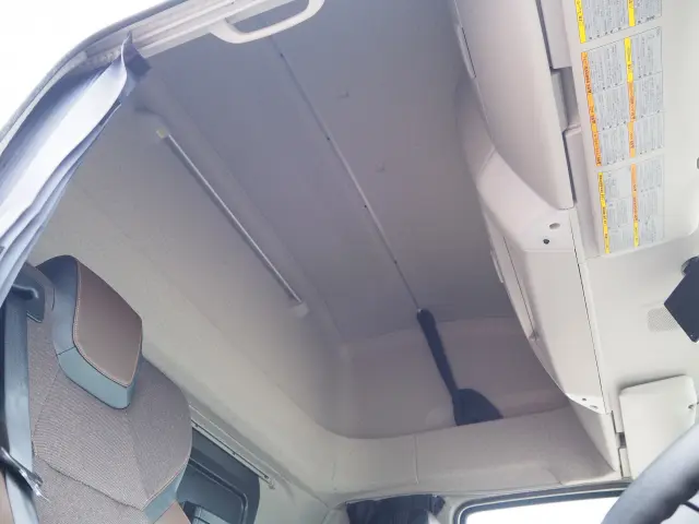 いすゞ ギガ 2PG-CYJ77D(8x4)の写真40