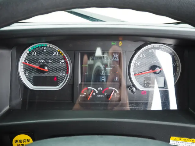 いすゞ ギガ 2PG-CYJ77D(8x4)の写真49