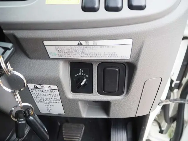 三菱 キャンター TPG-FEB50(2WD)の写真48