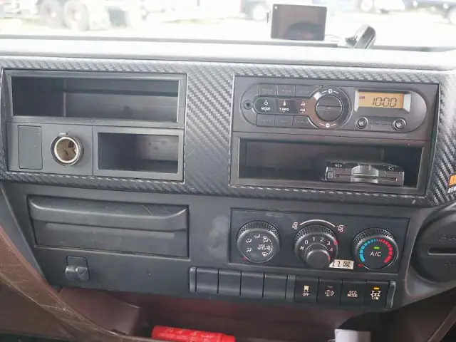 日野 レンジャー 2KG-FD2ABA(2WD)の写真44