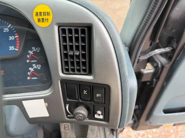 UD コンドル BDG-PK37C(2WD)の写真50