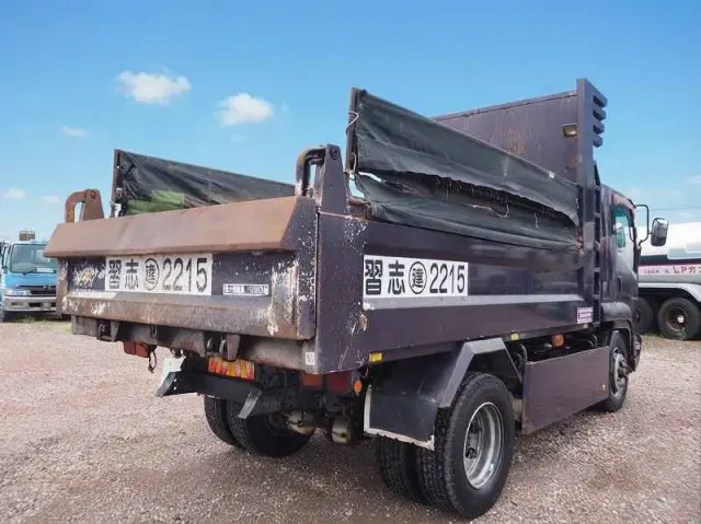 いすゞ フォワード LKG-FTR90S2(2WD)の写真5