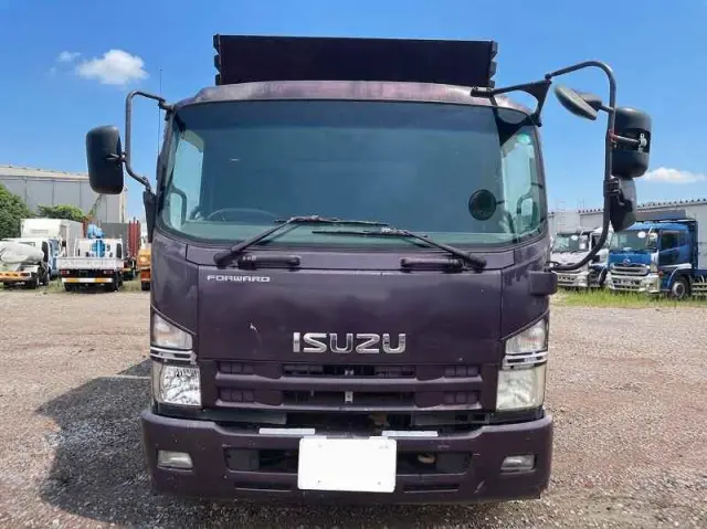 いすゞ フォワード LKG-FTR90S2(2WD)の写真8