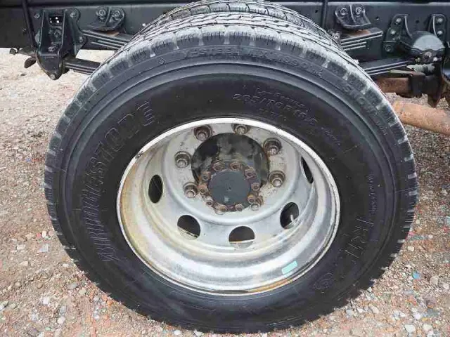 いすゞ フォワード LKG-FTR90S2(2WD)の写真19