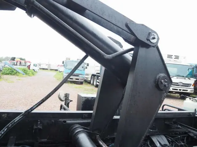 いすゞ フォワード LKG-FTR90S2(2WD)の写真25
