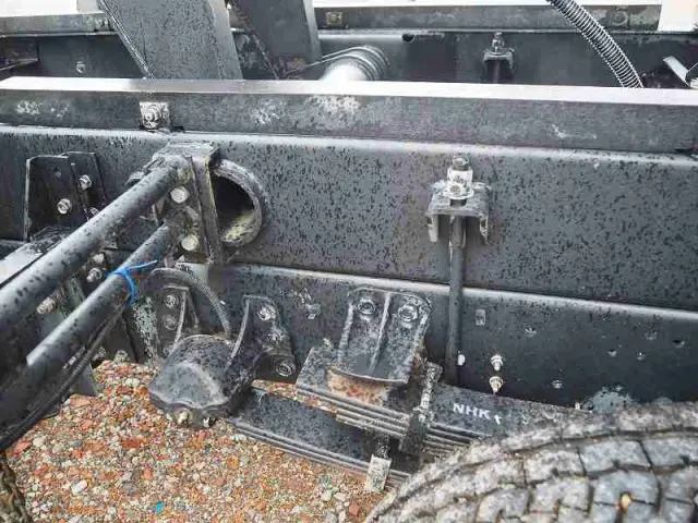 いすゞ フォワード LKG-FTR90S2(2WD)の写真34