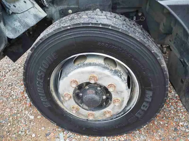 いすゞ フォワード LKG-FTR90S2(2WD)の写真36