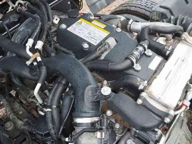 いすゞ フォワード LKG-FTR90S2(2WD)の写真37