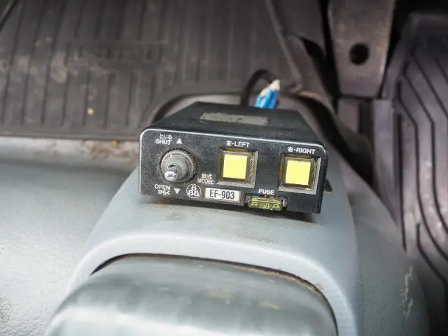 いすゞ フォワード LKG-FTR90S2(2WD)の写真45