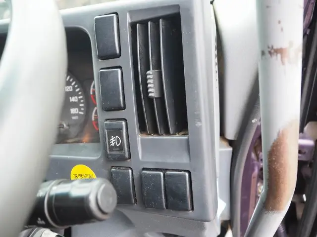 いすゞ フォワード LKG-FTR90S2(2WD)の写真48