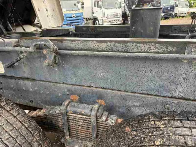 いすゞ フォワード PDG-FVZ34U2(6x4)の写真19