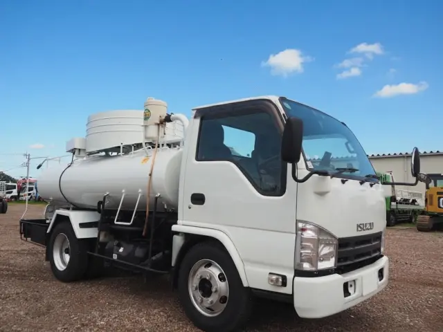いすゞ エルフ SKG-NKR85YN(2WD)の写真7