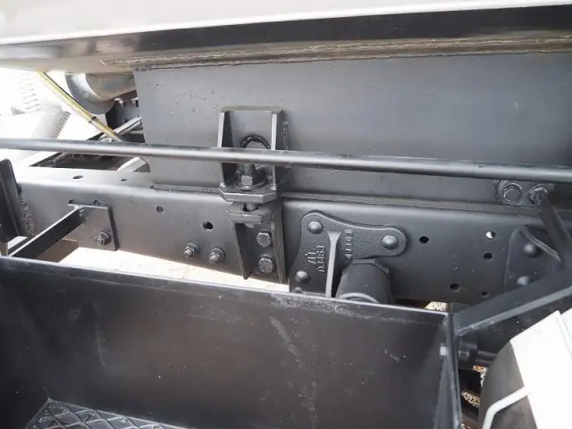 いすゞ エルフ SKG-NKR85YN(2WD)の写真20