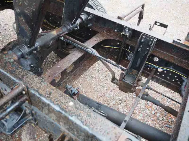 いすゞ フォワード TKG-FRR90S2(2WD)の写真21