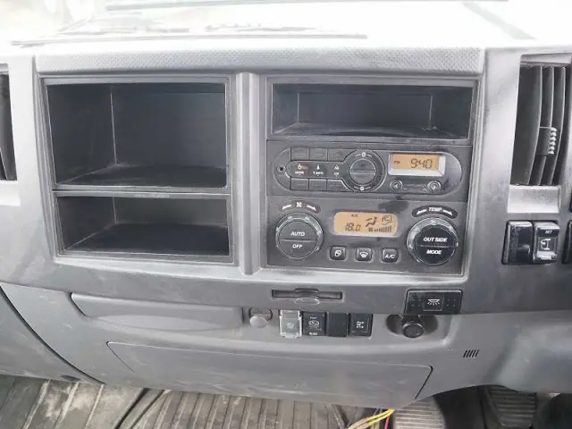 いすゞ フォワード TKG-FRR90S2(2WD)の写真44